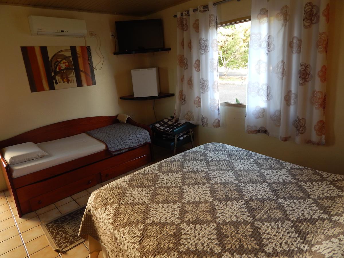 Hotel La Campana à São Gabriel Extérieur photo